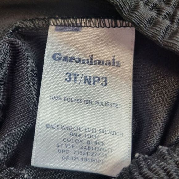 Garanimals shorts 3T  - Picture 2 of 2